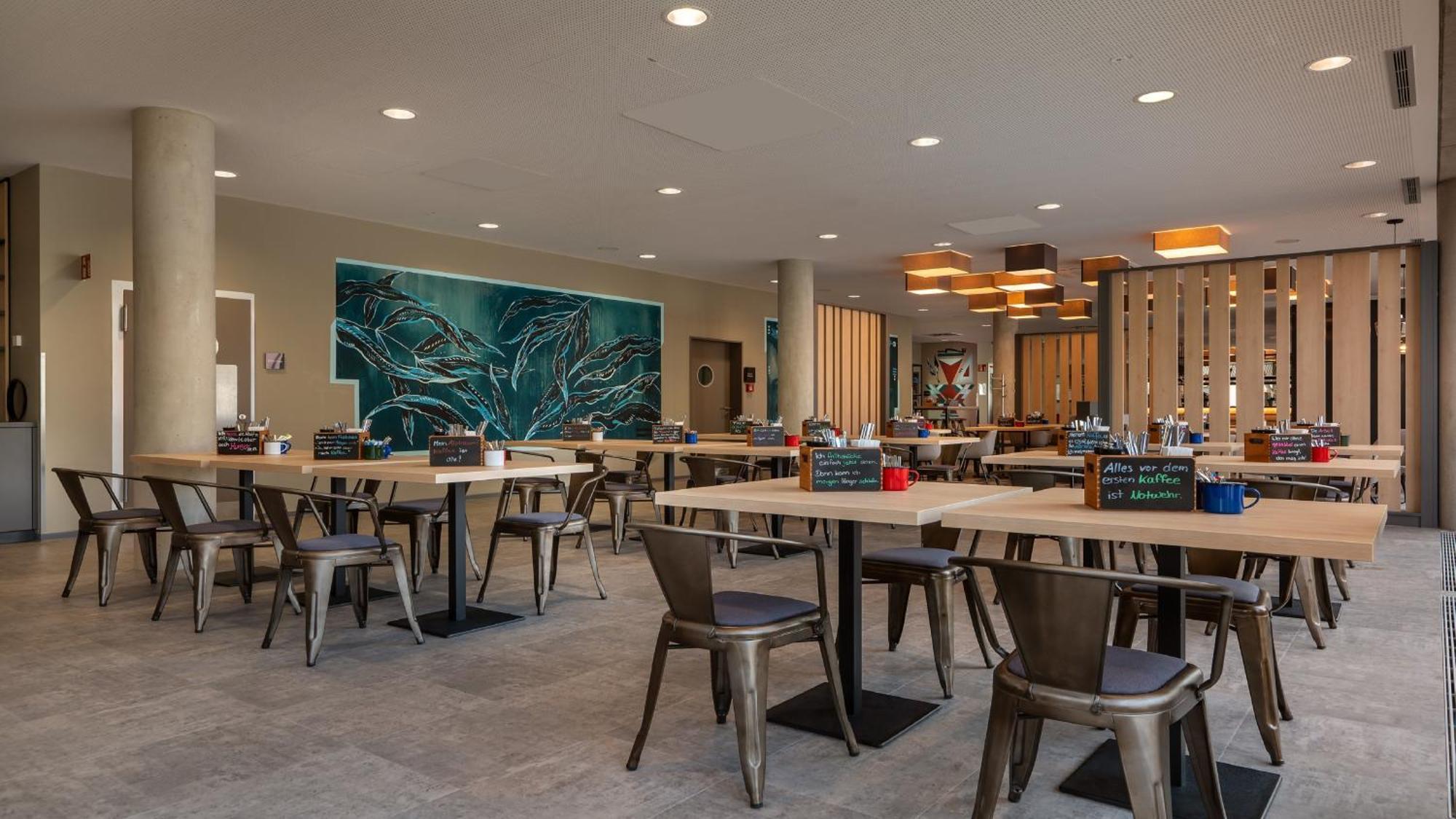 Holiday Inn - The Niu, Timber Esslingen By Ihg Esslingen am Neckar Exterior foto